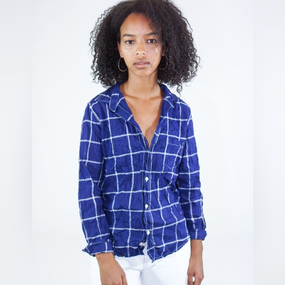 Frank & Eileen Barry crinkled plaid long sleeve button up shirt navy/white XXS